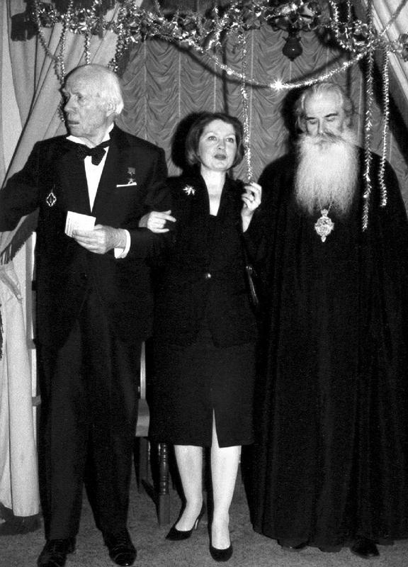 Иллюстрация к книге — Театр абсурда. Во что превратили Россию [i_031.jpg]