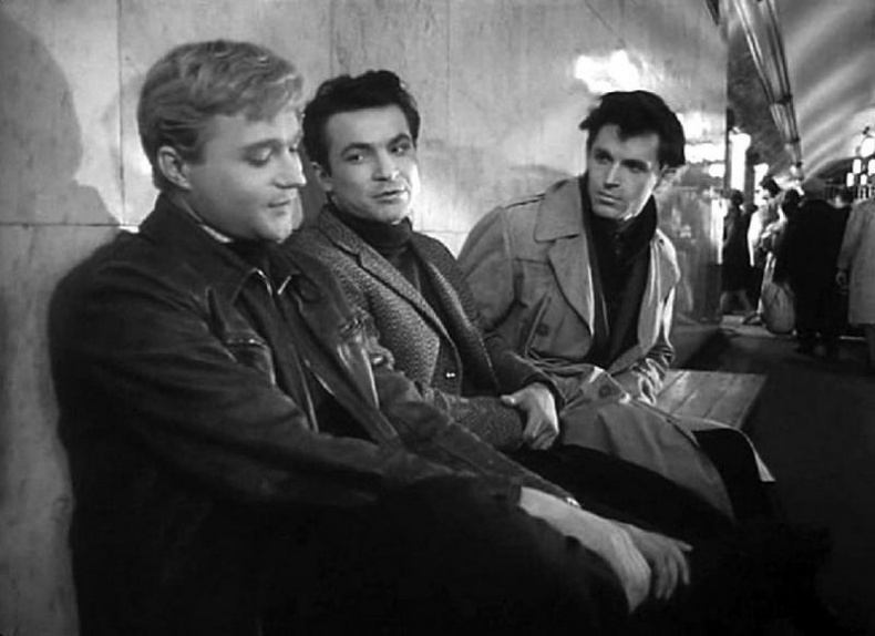 Иллюстрация к книге — Театр абсурда. Во что превратили Россию [i_046.jpg]