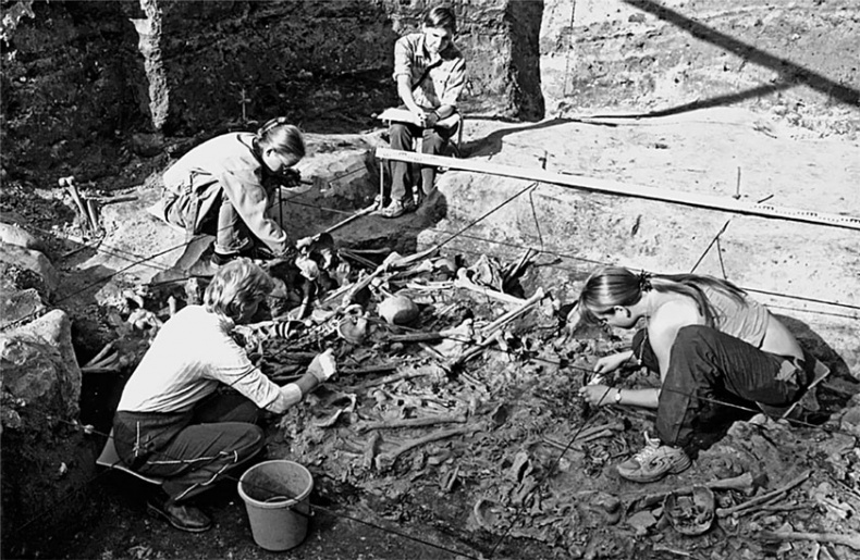 Иллюстрация к книге — Господин Великий Новгород [i_061.jpg]