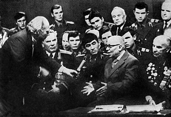 Иллюстрация к книге — СМЕРШ в тылу врага. Зафронтовая работа военной контрразведки [i_010.jpg]