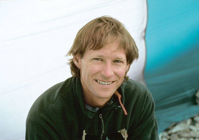 Иллюстрация к книге — Эверест. Смертельное восхождение [i_016.jpg]