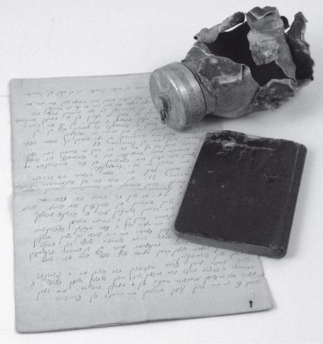 Иллюстрация к книге — Свитки из пепла [i_112.jpg]