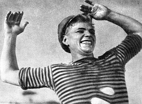 Иллюстрация к книге — Зубы дракона. Мои 30-е годы [i_133.jpg]