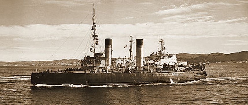 Иллюстрация к книге — Отечественные морские ледоколы. От "Ермака" до "50 лет победы" [i_024.jpg]