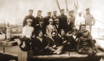 Иллюстрация к книге — В поисках Земли Санникова. Полярные экспедиции Толля и Колчака [i_002.jpg]