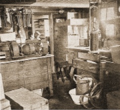 Иллюстрация к книге — В поисках Земли Санникова. Полярные экспедиции Толля и Колчака [i_006.jpg]