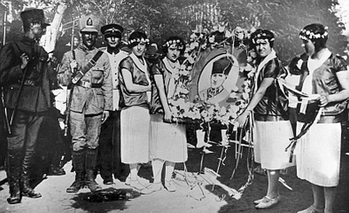 Иллюстрация к книге — Секс, игра и шоколад. Удовольствия и пристрастия [i_077.jpg]