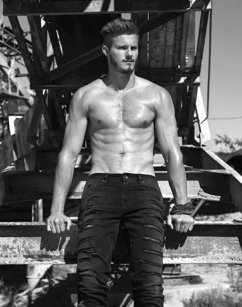 Иллюстрация к книге — Викинги. Буря за кадром [i_021.jpg]