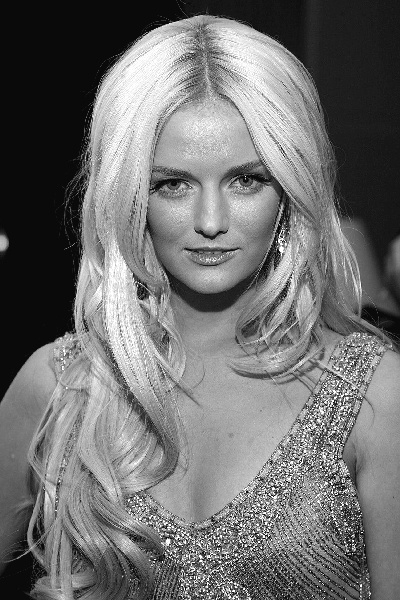 Иллюстрация к книге — Викинги. Буря за кадром [i_031.jpg]