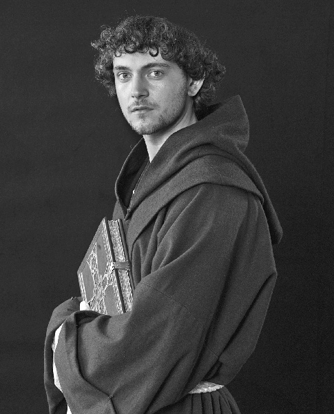 Иллюстрация к книге — Викинги. Буря за кадром [i_032.jpg]