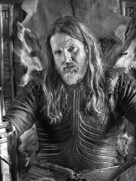 Иллюстрация к книге — Викинги. Буря за кадром [i_040.jpg]