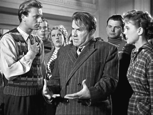 Иллюстрация к книге — Людмила Гурченко. Я - Актриса! [i_022.jpg]