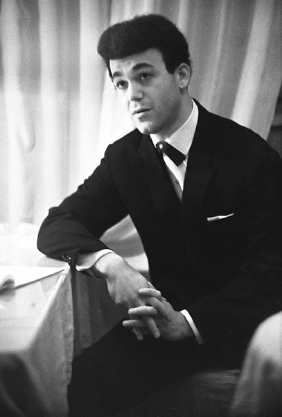 Иллюстрация к книге — Людмила Гурченко. Я - Актриса! [i_040.jpg]