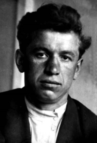 Иллюстрация к книге — Сергей Круглов. Два десятилетия в руководстве органов госбезопасности и внутренних дел СССР [i_013.jpg]