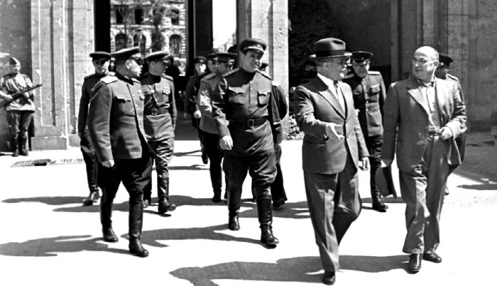 Иллюстрация к книге — Сергей Круглов. Два десятилетия в руководстве органов госбезопасности и внутренних дел СССР [i_034.jpg]