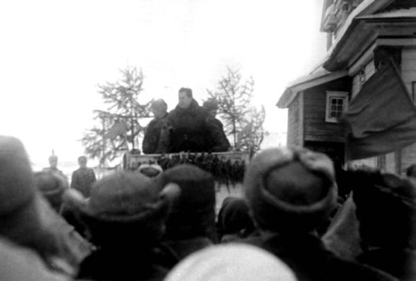 Иллюстрация к книге — Сергей Круглов. Два десятилетия в руководстве органов госбезопасности и внутренних дел СССР [i_043.jpg]