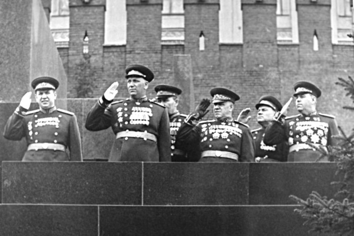 Иллюстрация к книге — Сергей Круглов. Два десятилетия в руководстве органов госбезопасности и внутренних дел СССР [i_059.jpg]