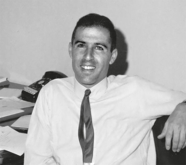 Иллюстрация к книге — Анатомия убийства. Гибель Джона Кеннеди. Тайны следствия [i_041.jpg]