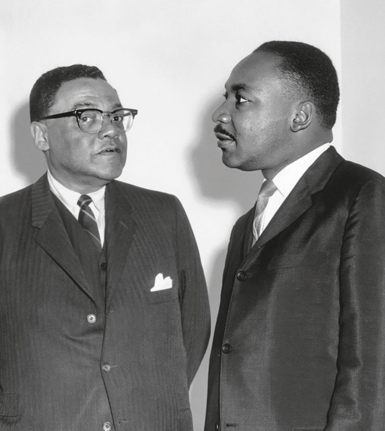 Иллюстрация к книге — Анатомия убийства. Гибель Джона Кеннеди. Тайны следствия [i_042.jpg]