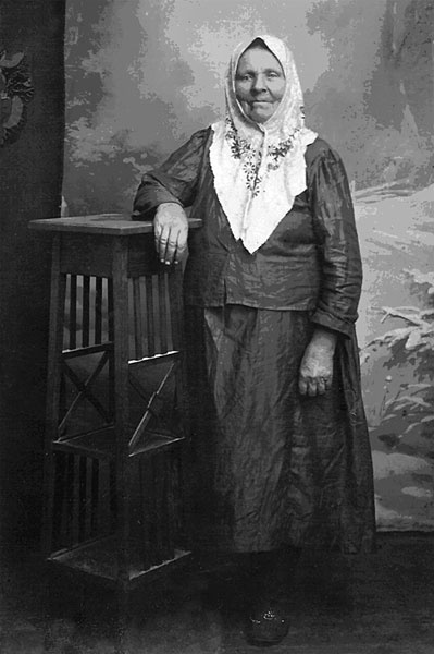 Иллюстрация к книге — Октябрьский детектив. К 100-летию революции [i_006.jpg]