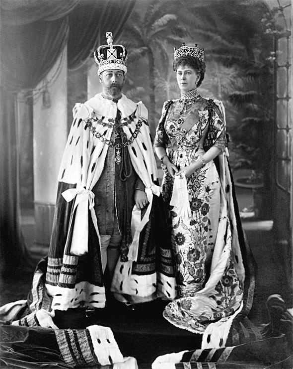 Иллюстрация к книге — Сокровища британской монархии. Скипетры, мечи и перстни в жизни английского двора [_24.jpg]