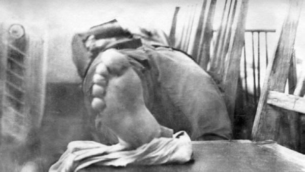 Иллюстрация к книге — Швабра, Ленин, АКМ. Правдивые истории из жизни военного училища [i_035.jpg]