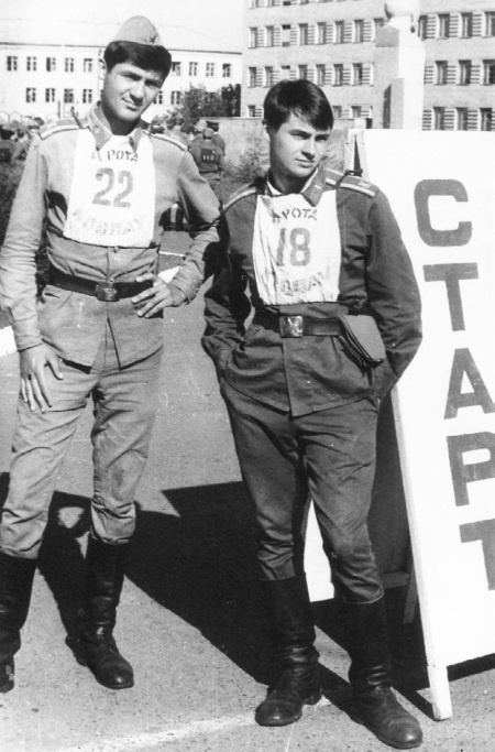 Иллюстрация к книге — Швабра, Ленин, АКМ. Правдивые истории из жизни военного училища [i_056.jpg]