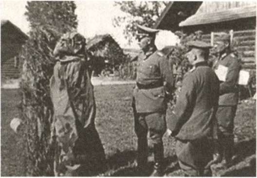 Иллюстрация к книге — "Штрафники" СС. Зондеркоманда "Дирлевангер" [i_015.jpg]