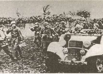 Иллюстрация к книге — "Штрафники" СС. Зондеркоманда "Дирлевангер" [i_078.jpg]