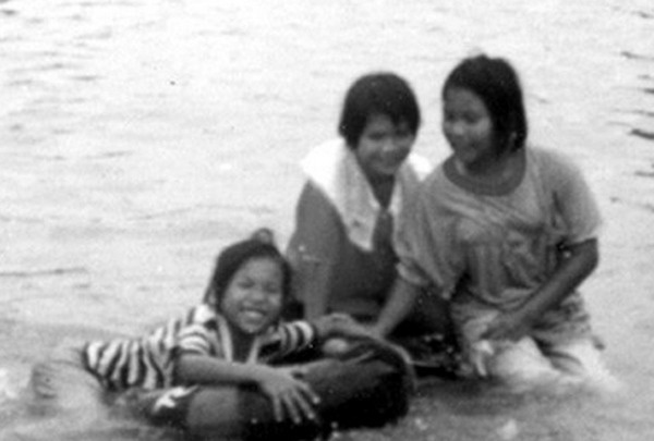 Иллюстрация к книге — Всего лишь 13. Подлинная история Лон [i_002.jpg]