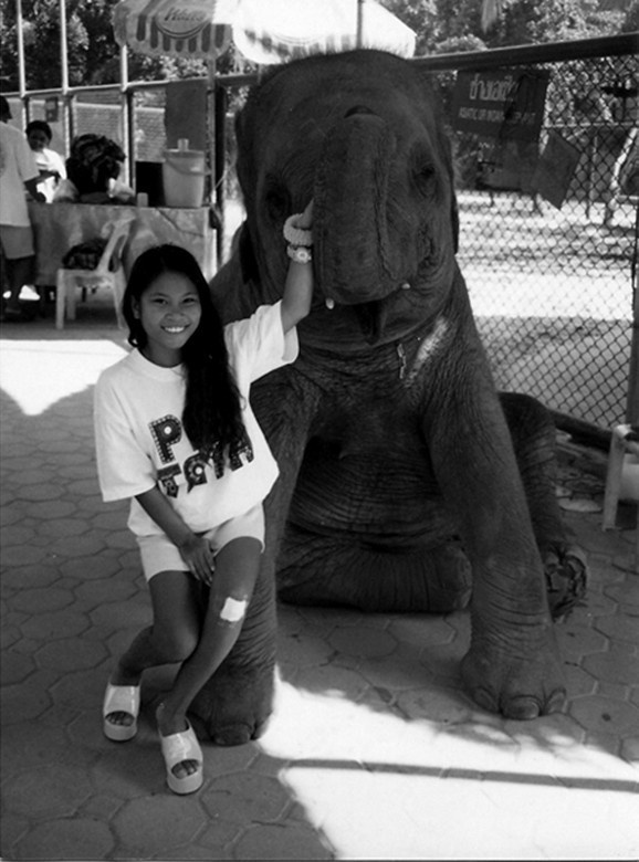 Иллюстрация к книге — Всего лишь 13. Подлинная история Лон [i_024.jpg]