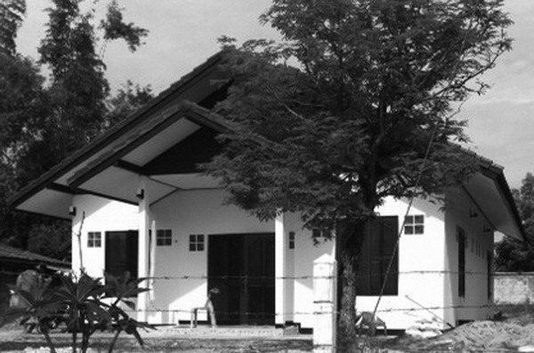 Иллюстрация к книге — Всего лишь 13. Подлинная история Лон [i_056.jpg]