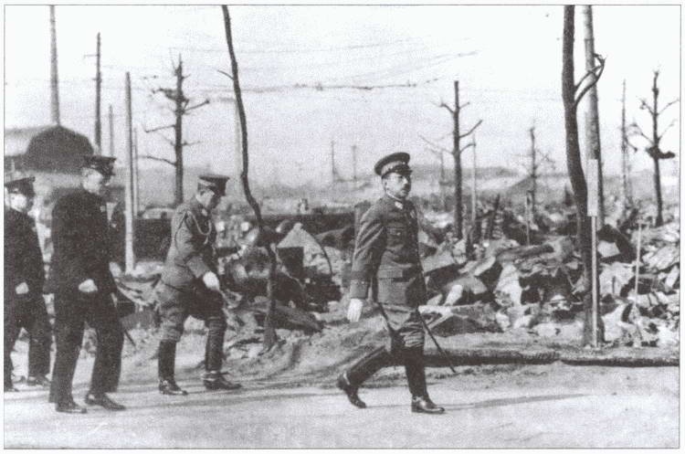 Иллюстрация к книге — Японский козырь Сталина. От Цусимы до Хиросимы [i_031.jpg]