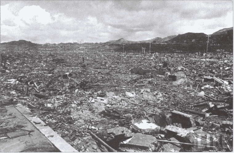 Иллюстрация к книге — Японский козырь Сталина. От Цусимы до Хиросимы [i_033.jpg]