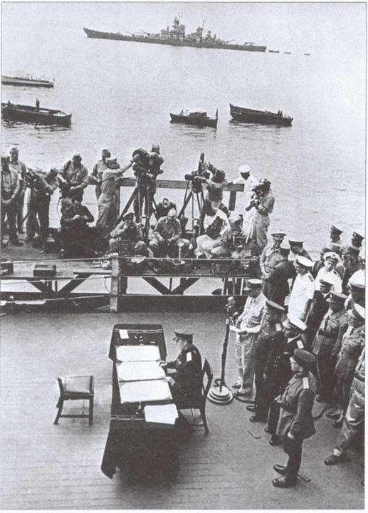 Иллюстрация к книге — Японский козырь Сталина. От Цусимы до Хиросимы [i_039.jpg]