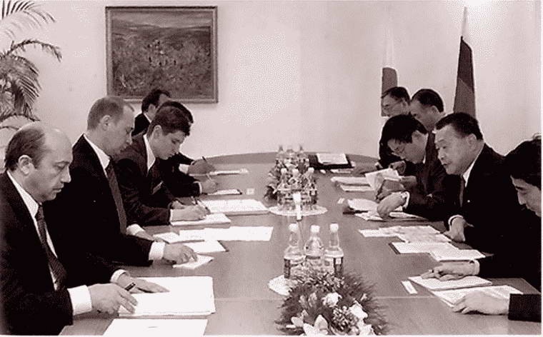 Иллюстрация к книге — Россия и Япония. Узлы противоречий [i_039.jpg]