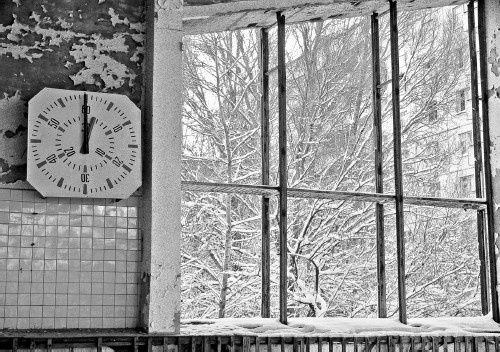 Иллюстрация к книге — Сверхигра [i_035.jpg]