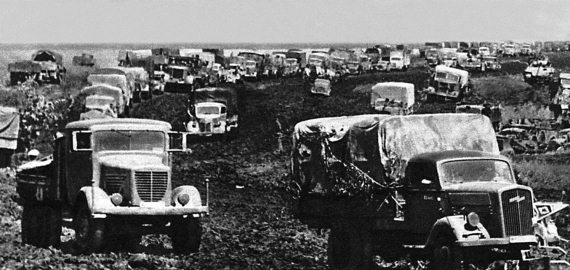 Иллюстрация к книге — Автонашествие на СССР. Трофейные и лендлизовские автомобили [i_002.jpg]