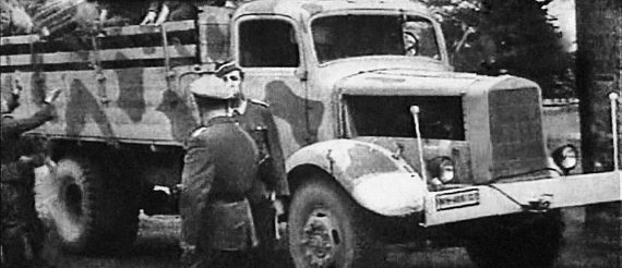 Иллюстрация к книге — Автонашествие на СССР. Трофейные и лендлизовские автомобили [i_025.jpg]