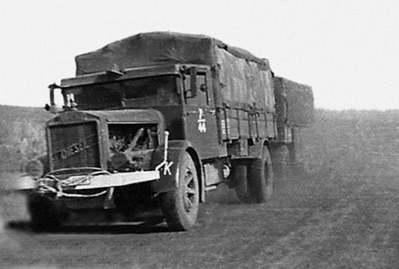 Иллюстрация к книге — Автонашествие на СССР. Трофейные и лендлизовские автомобили [i_078.jpg]