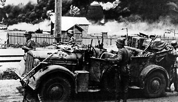 Иллюстрация к книге — Автонашествие на СССР. Трофейные и лендлизовские автомобили [i_082.jpg]