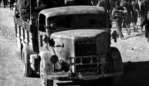 Иллюстрация к книге — Автонашествие на СССР. Трофейные и лендлизовские автомобили [i_116.jpg]