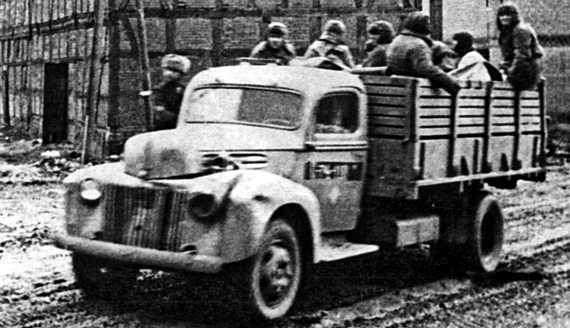 Иллюстрация к книге — Автонашествие на СССР. Трофейные и лендлизовские автомобили [i_175.jpg]