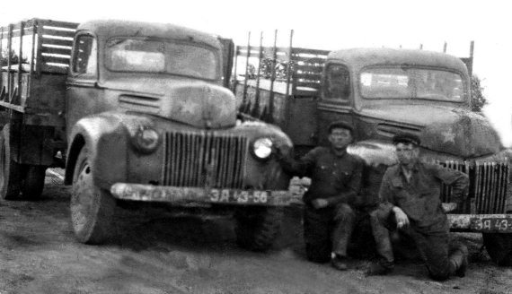 Иллюстрация к книге — Автонашествие на СССР. Трофейные и лендлизовские автомобили [i_176.jpg]