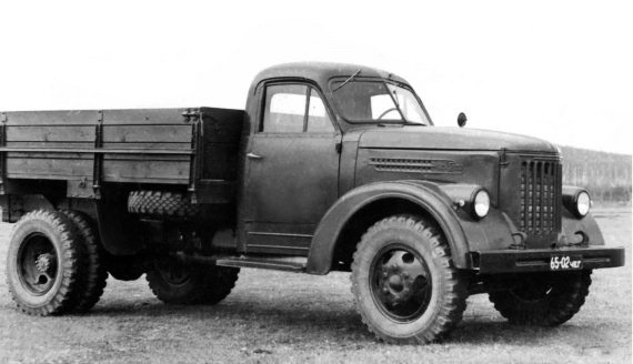 Иллюстрация к книге — Автонашествие на СССР. Трофейные и лендлизовские автомобили [i_218.jpg]