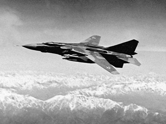 Иллюстрация к книге — Выжженное небо Афгана. Боевая авиация в Афганской войне [i_114.jpg]