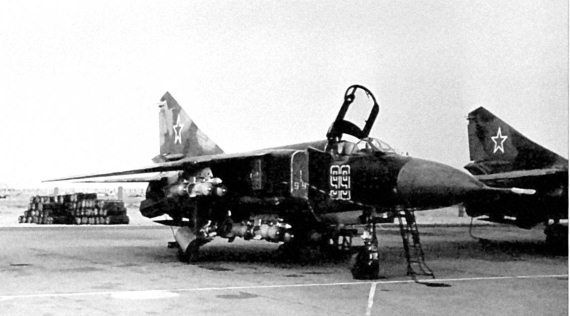 Иллюстрация к книге — Выжженное небо Афгана. Боевая авиация в Афганской войне [i_117.jpg]