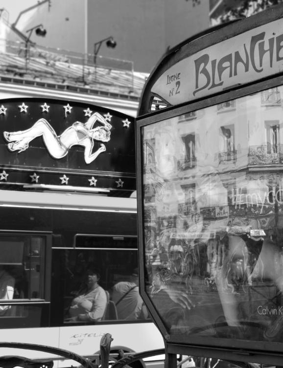 Иллюстрация к книге — В поисках Парижа, или Вечное возвращение [_099_1.jpg]