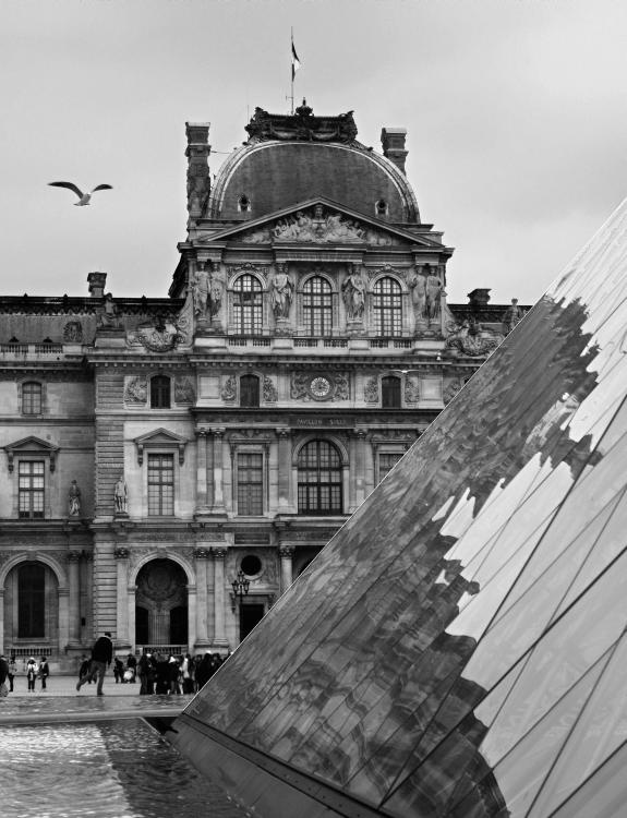 Иллюстрация к книге — В поисках Парижа, или Вечное возвращение [_123_1.jpg]