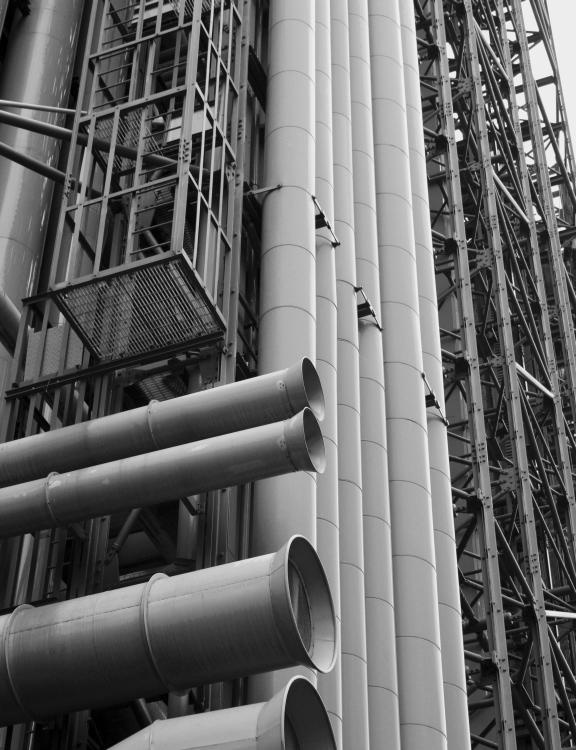 Иллюстрация к книге — В поисках Парижа, или Вечное возвращение [_225_1.jpg]